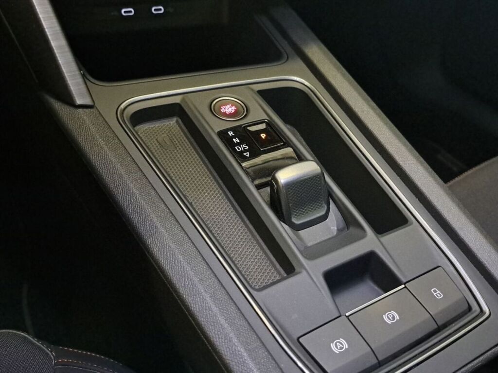 Cupra Formentor 2022 Valkoinen
