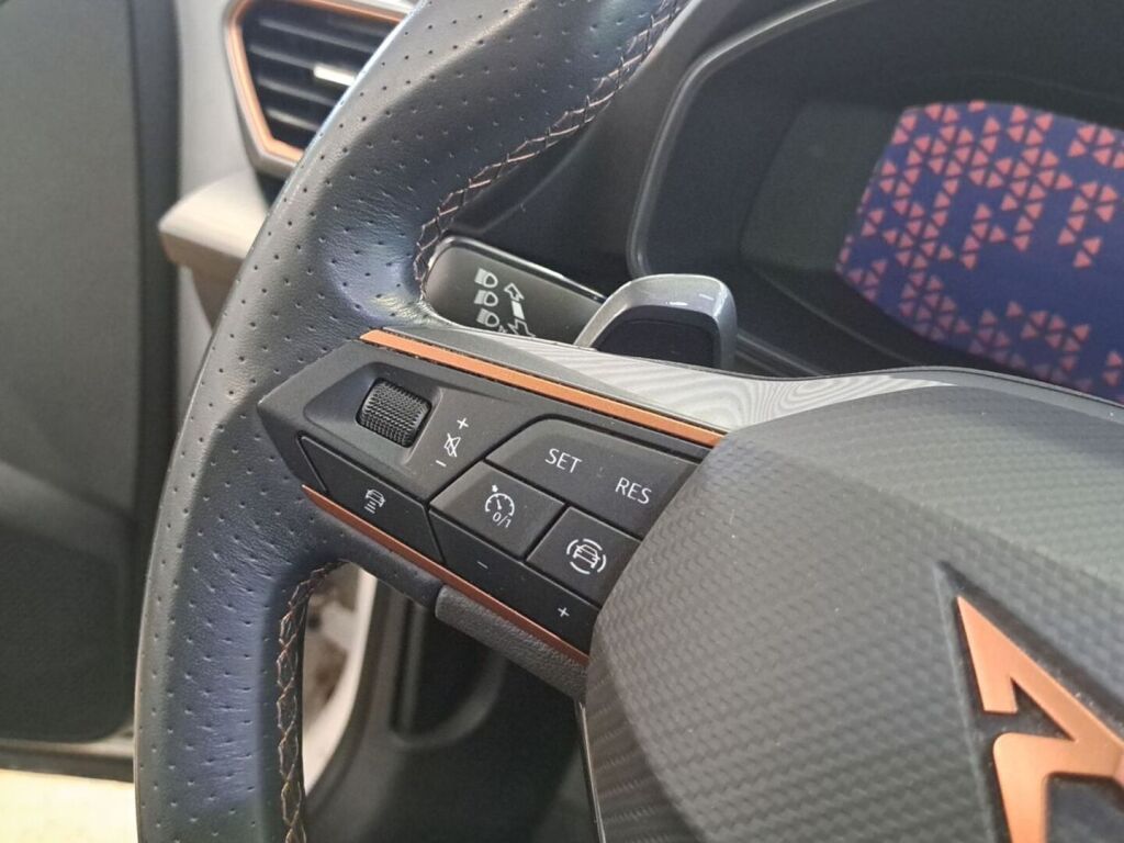 Cupra Formentor 2022 Valkoinen