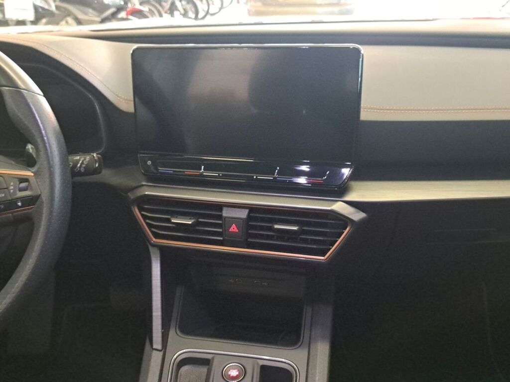 Cupra Formentor 2022 Valkoinen