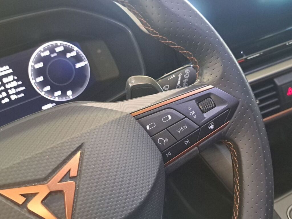 Cupra Formentor 2022 Valkoinen