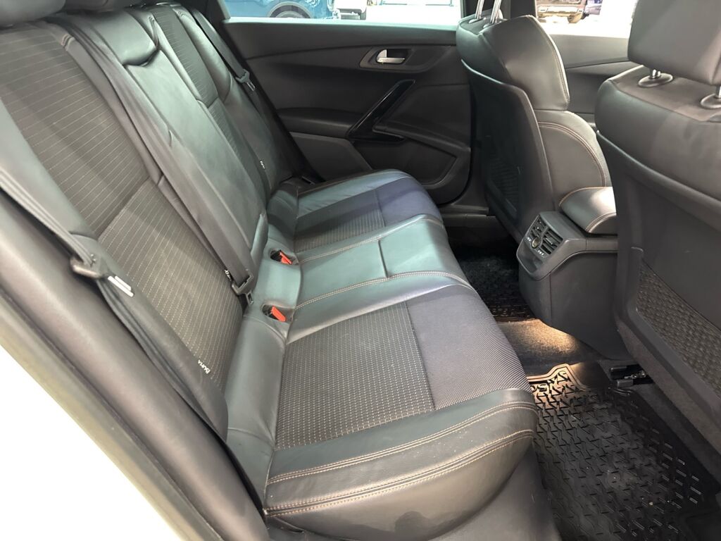 Peugeot 508 2013 Valkoinen