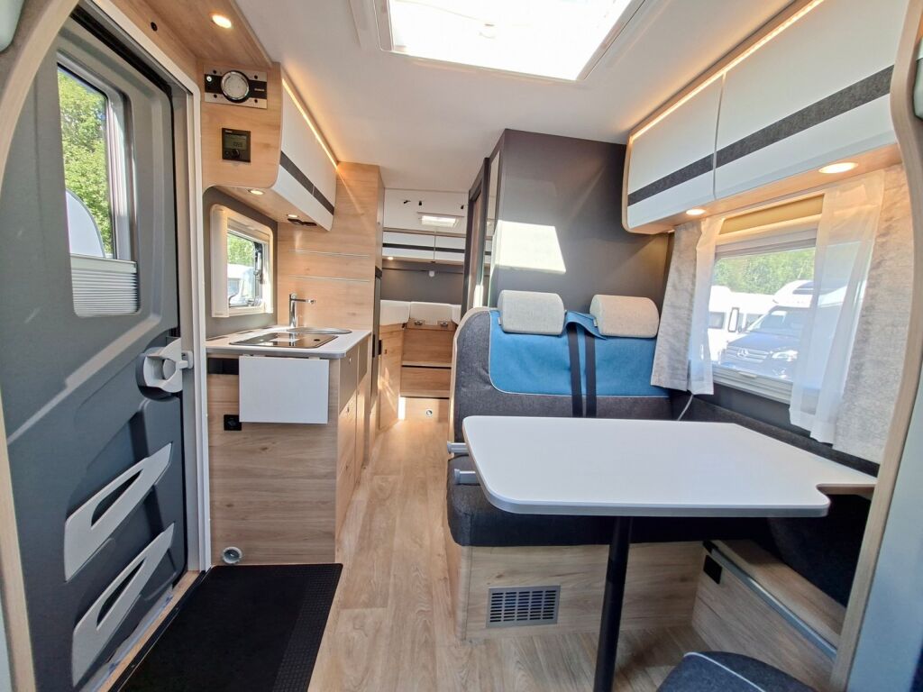 Dethleffs Globebus Go T45 2025 Valkoinen