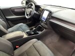 Volvo XC40 2022 Valkoinen
