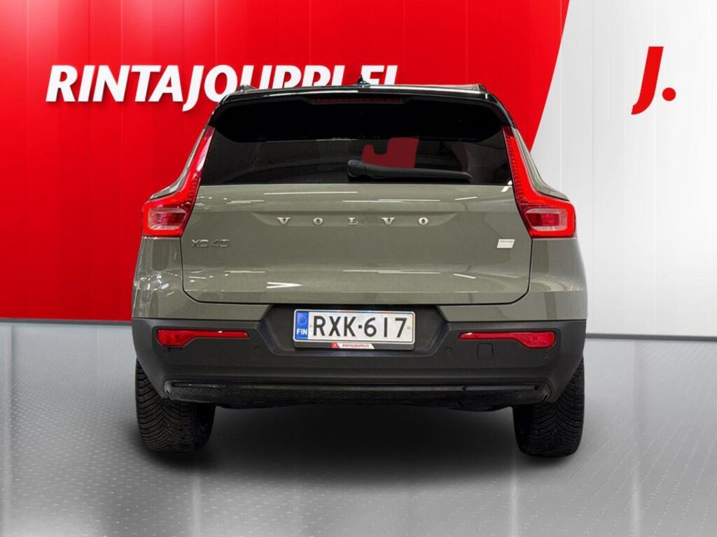 Volvo XC40 2022 Valkoinen