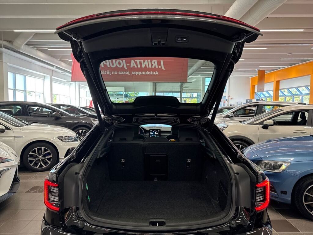Polestar 2 2021 Musta