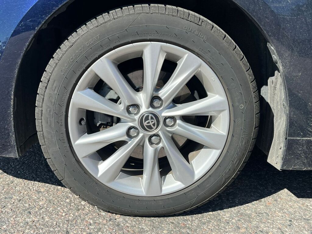 Toyota Corolla 2023 Sininen