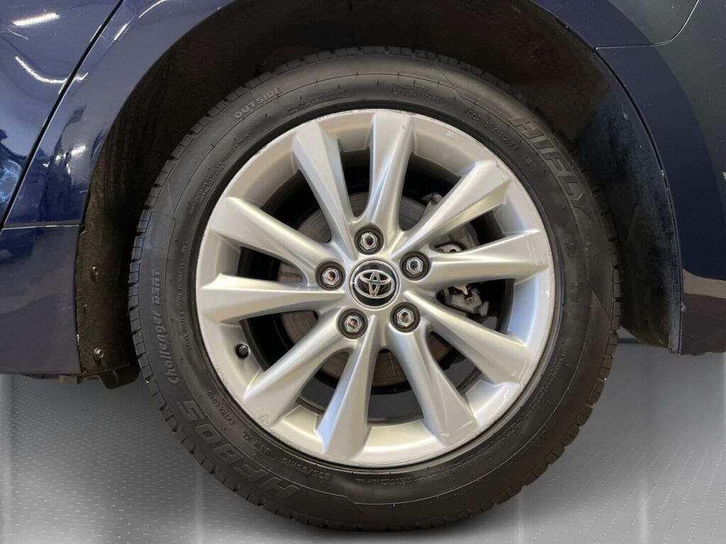 Toyota Corolla 2023 Sininen