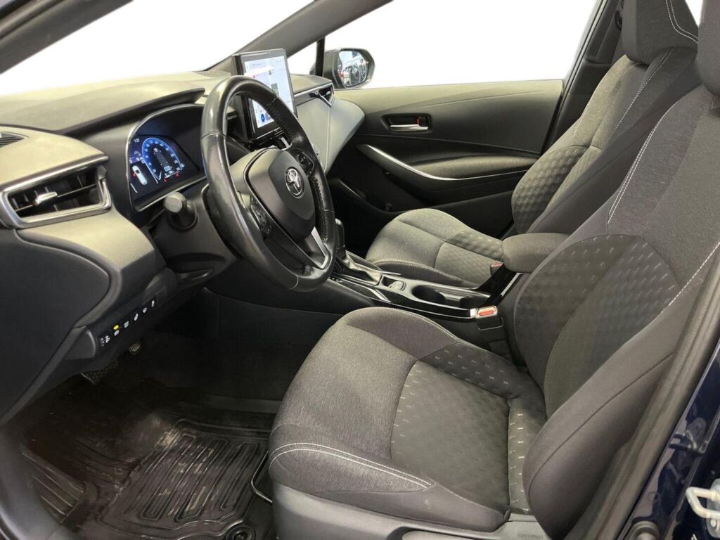 Toyota Corolla 2023 Sininen