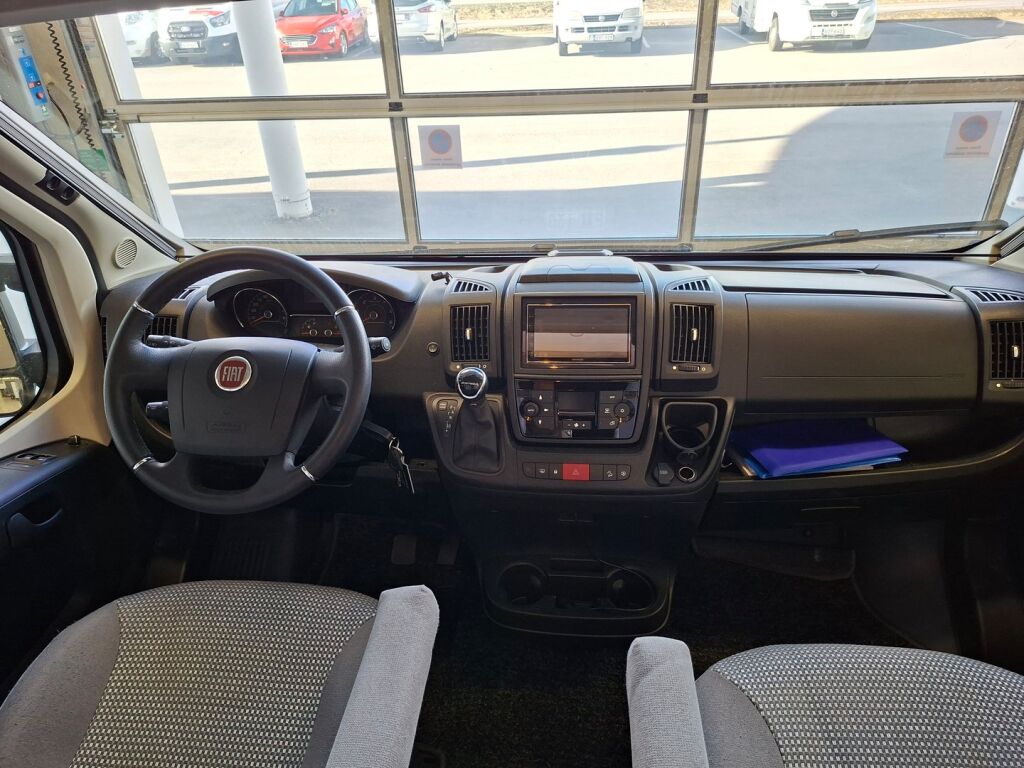 Pössl ROADCRUISER R 640 2020 Harmaa