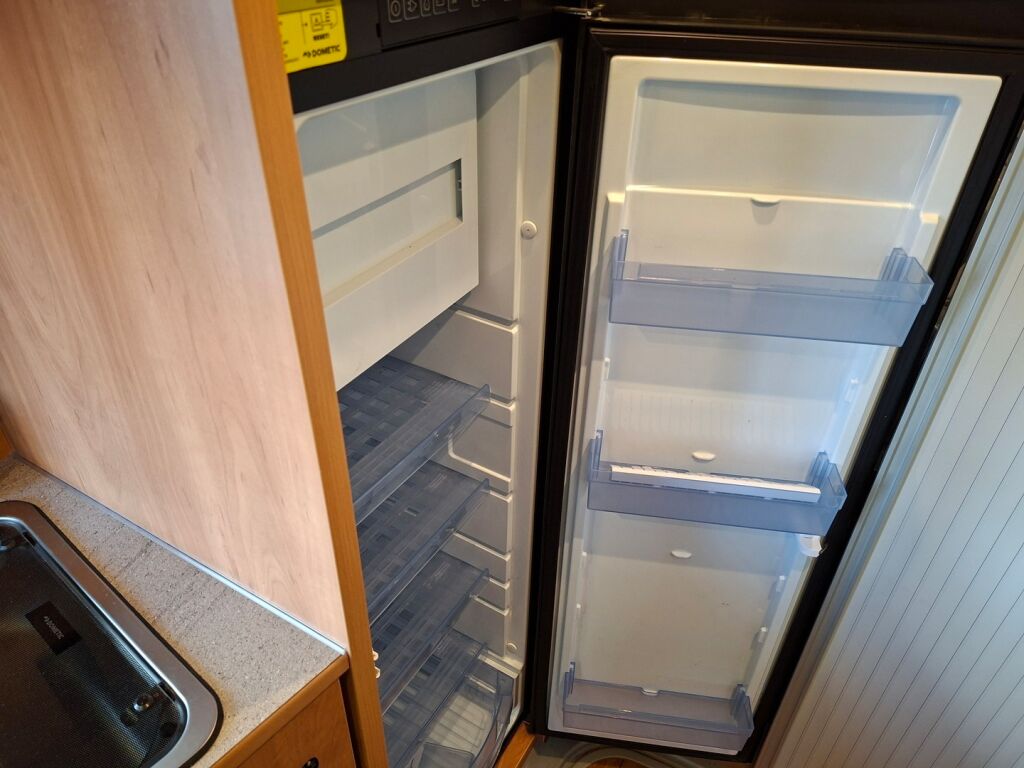 Pössl ROADCRUISER R 640 2020 Harmaa