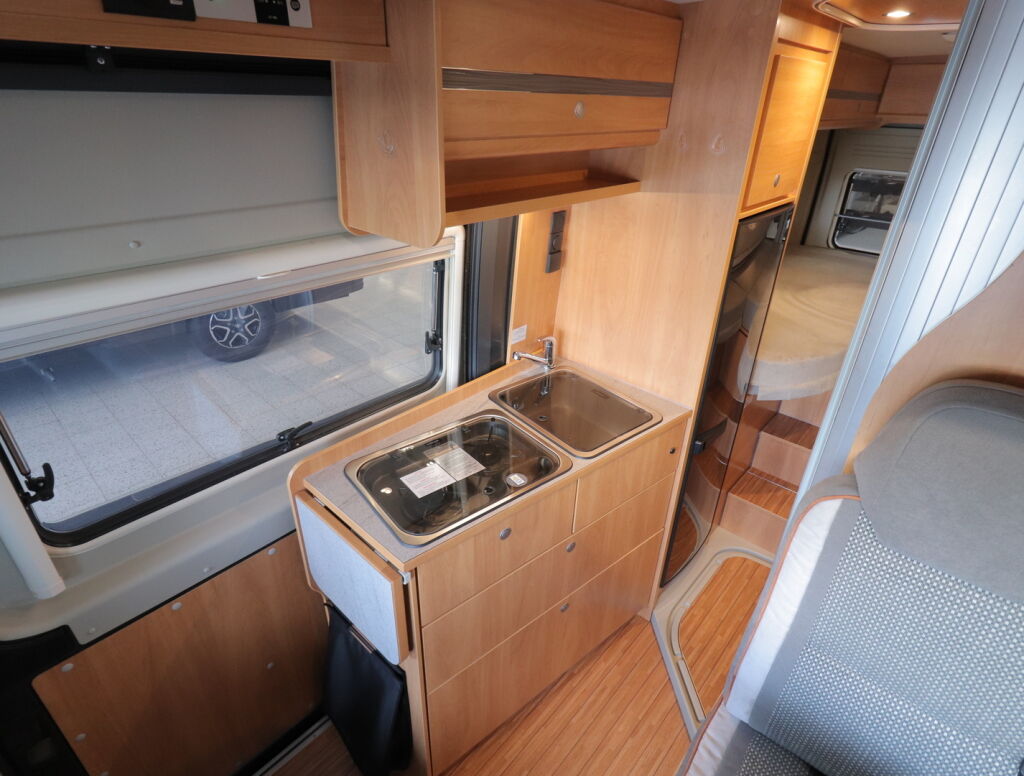 Pössl ROADCRUISER R 640 2020 Harmaa