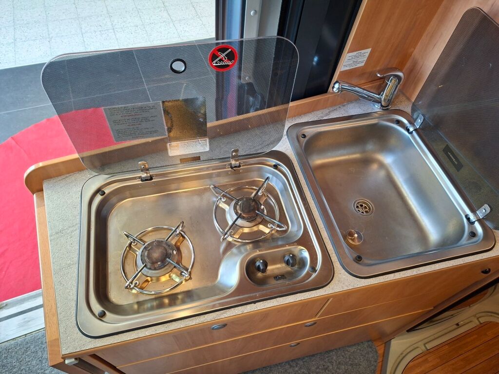 Pössl ROADCRUISER R 640 2020 Harmaa