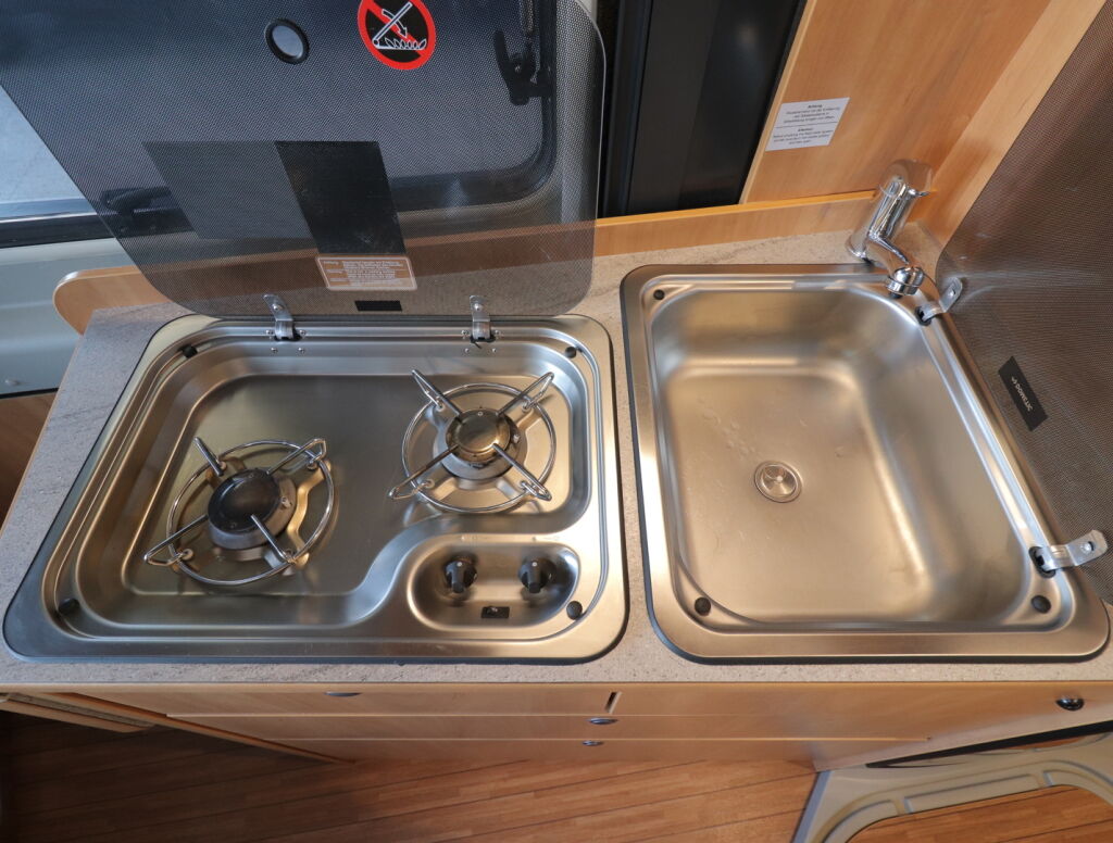 Pössl ROADCRUISER R 640 2020 Harmaa