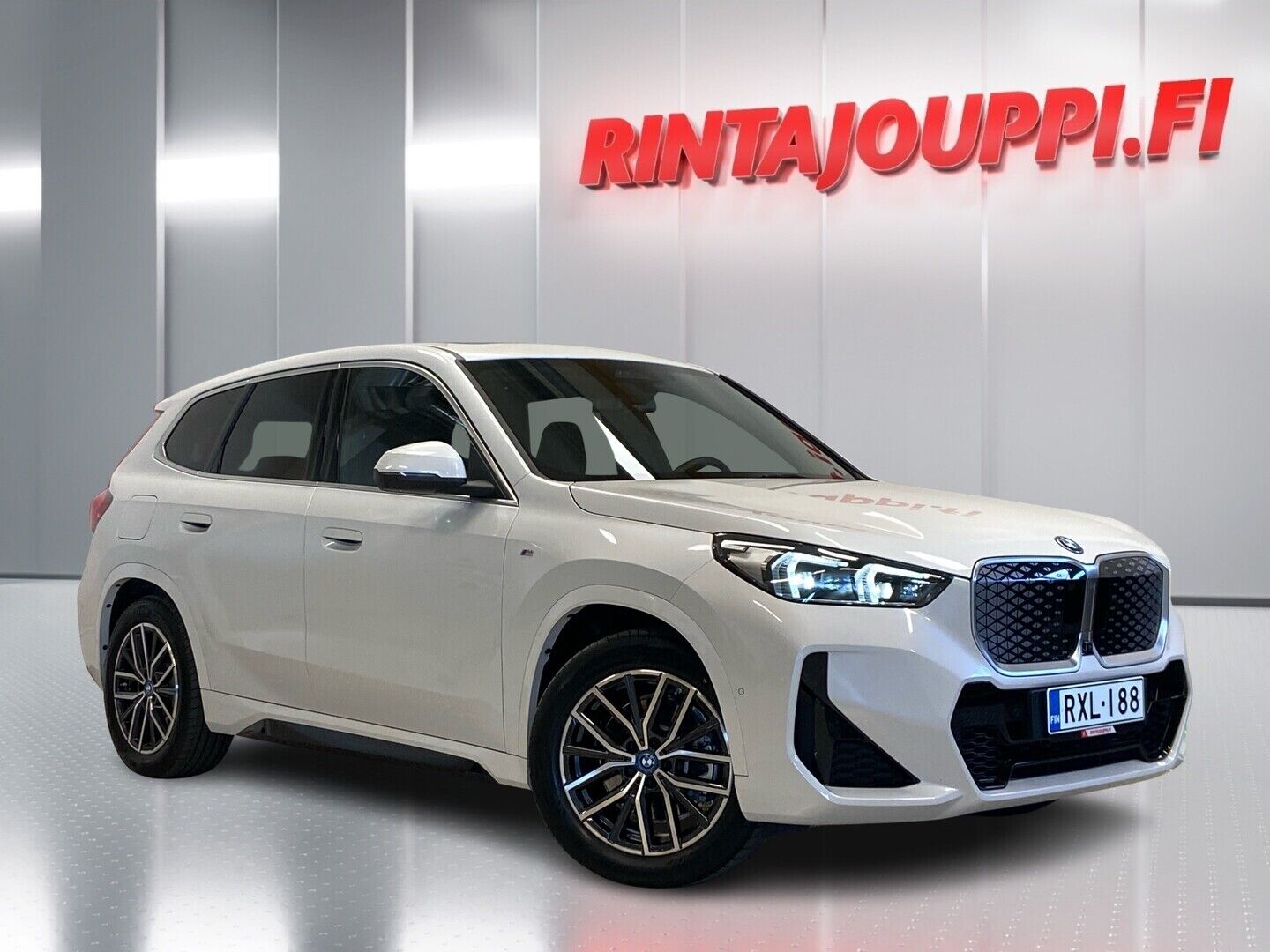 BMW iX1