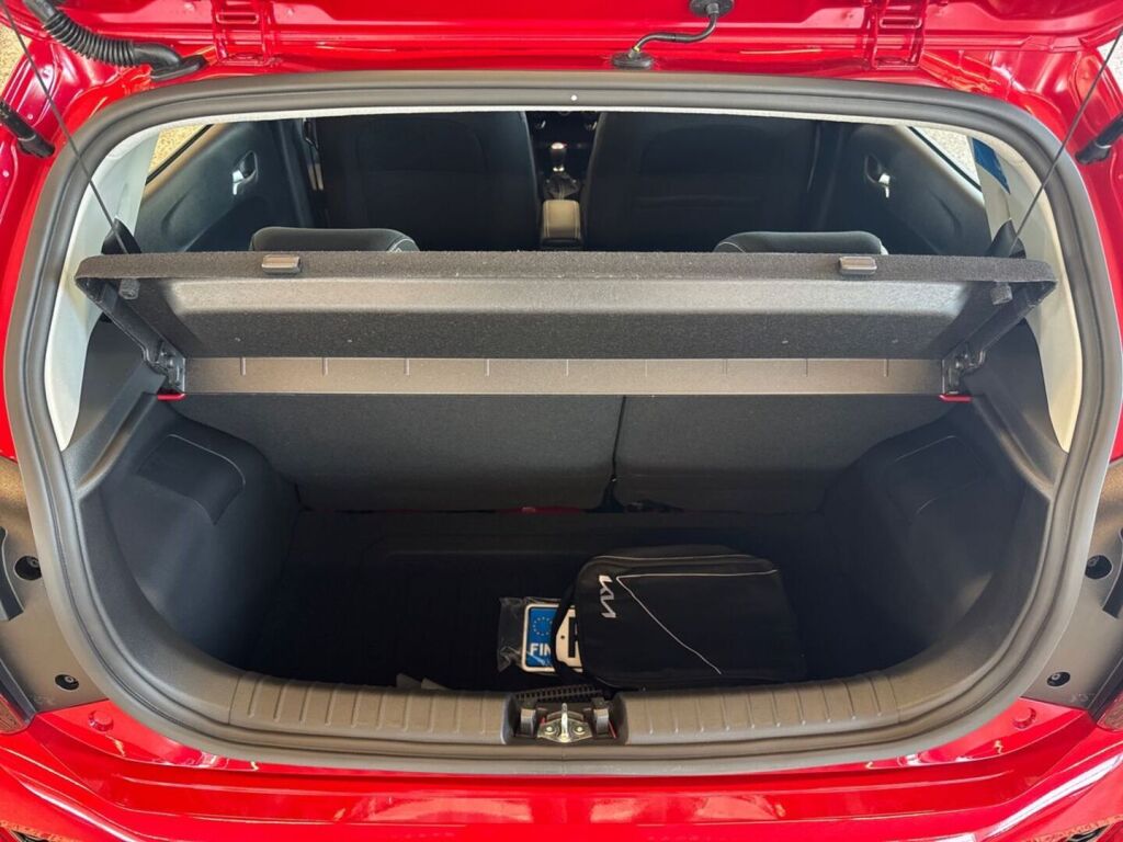 Kia Picanto 2025 Punainen