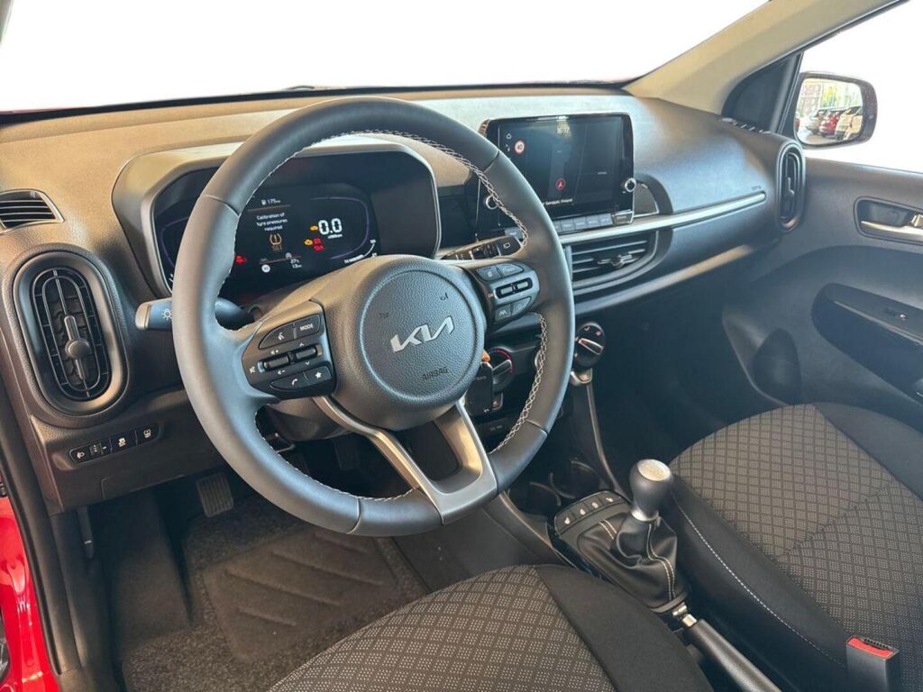 Kia Picanto 2025 Punainen