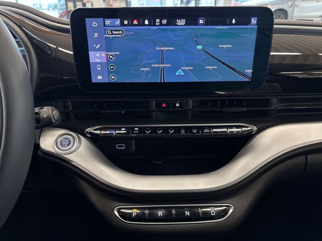 Fiat 500E 2021 Musta