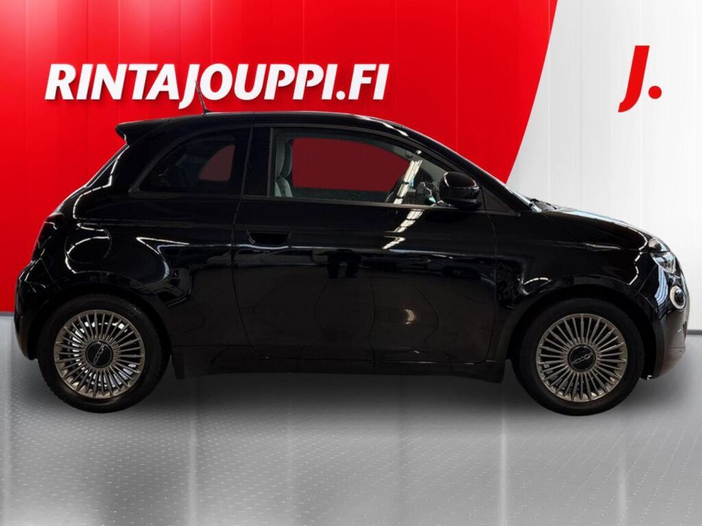Fiat 500E 2021 Musta