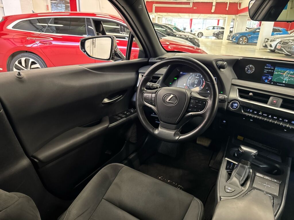 Lexus UX 2020 Harmaa