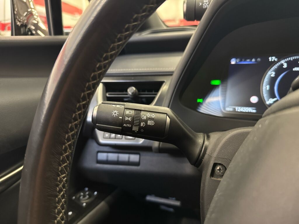 Lexus UX 2020 Harmaa