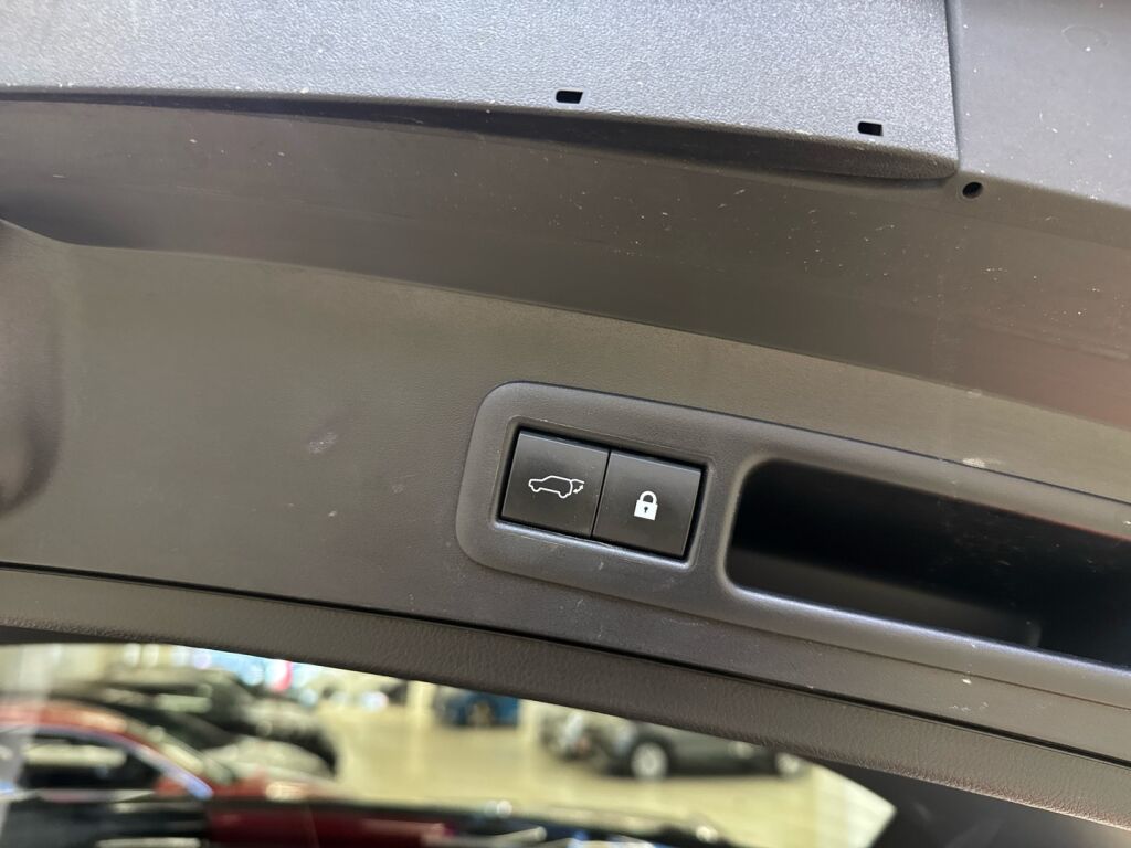 Lexus UX 2020 Harmaa