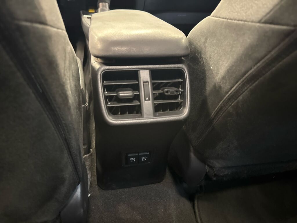 Lexus UX 2020 Harmaa