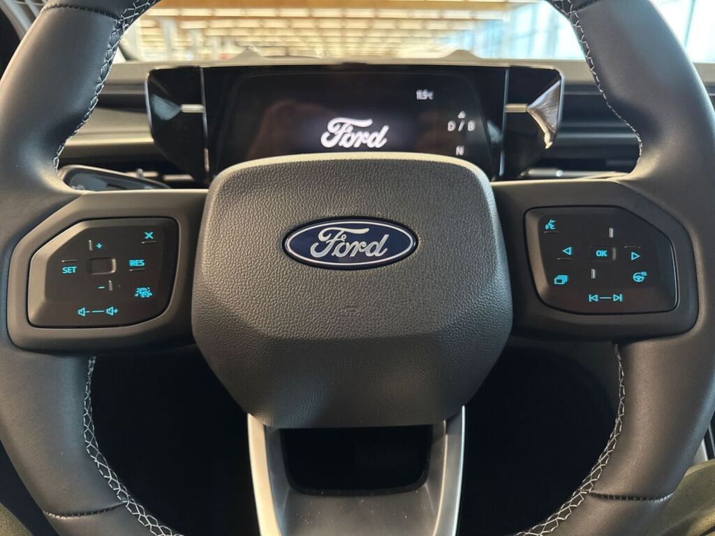 Ford Explorer 2026 Magnetic