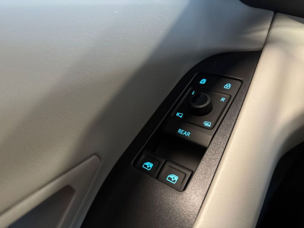 Ford Explorer 2026 Magnetic