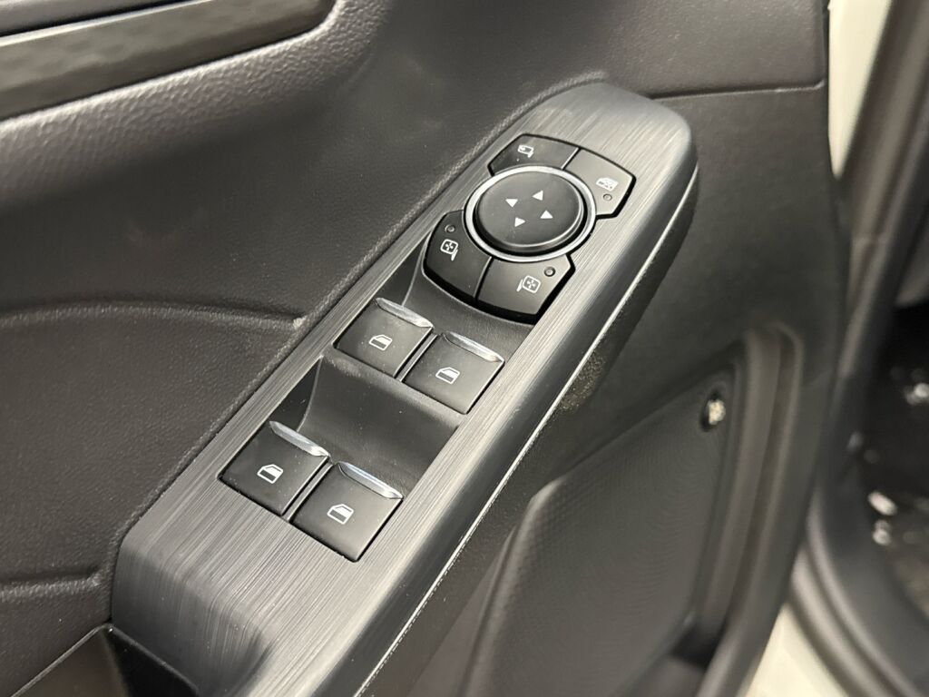 Ford Kuga 2026 Valkoinen