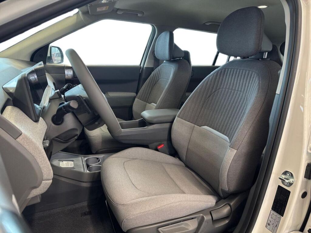 Kia EV3 2026 Valkoinen