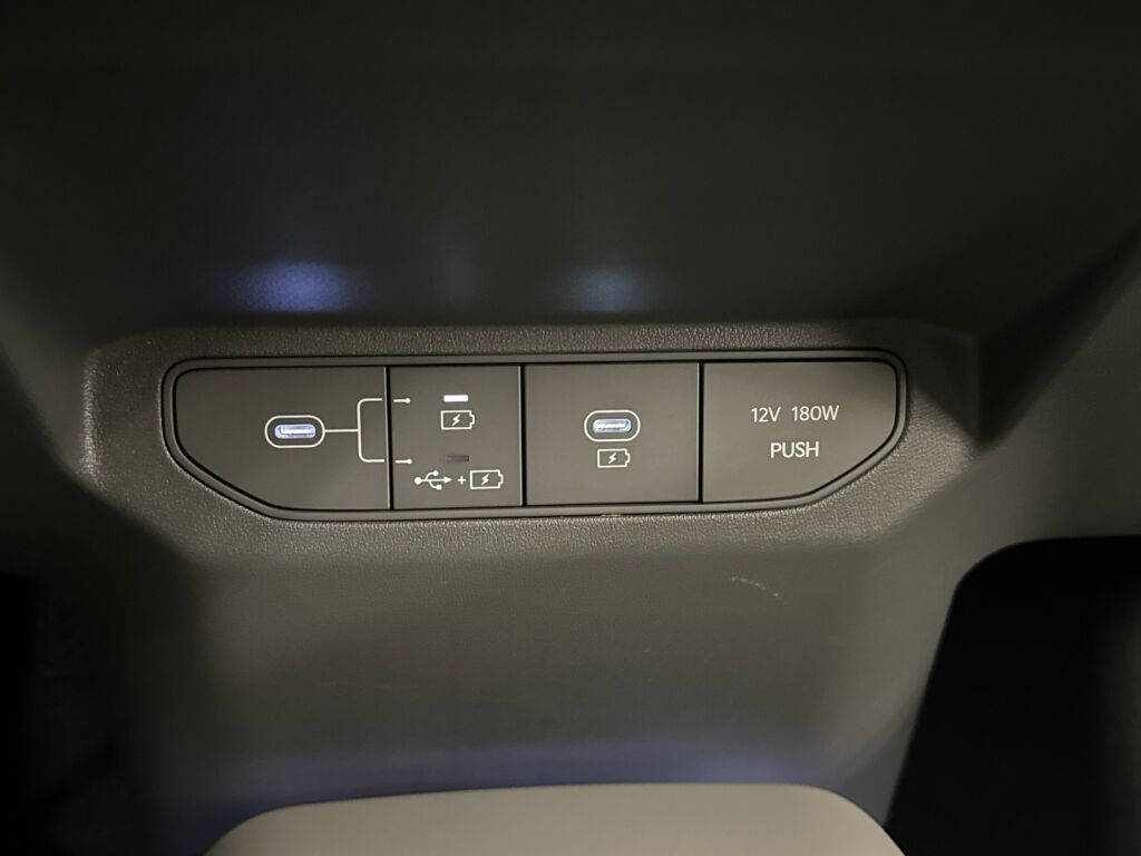 Kia EV3 2026 Valkoinen