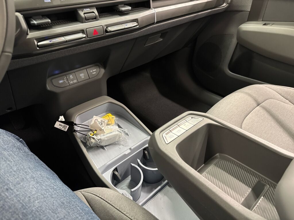Kia EV3 2026 Harmaa