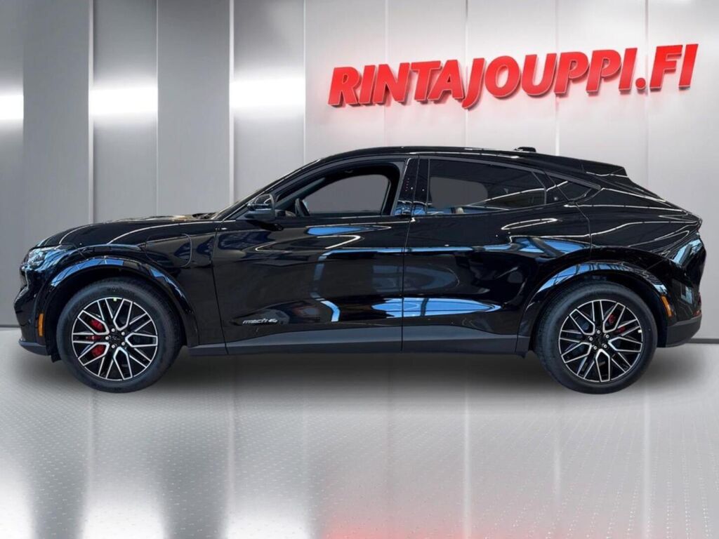 Ford Mustang Mach-E 2026 Absolute Black