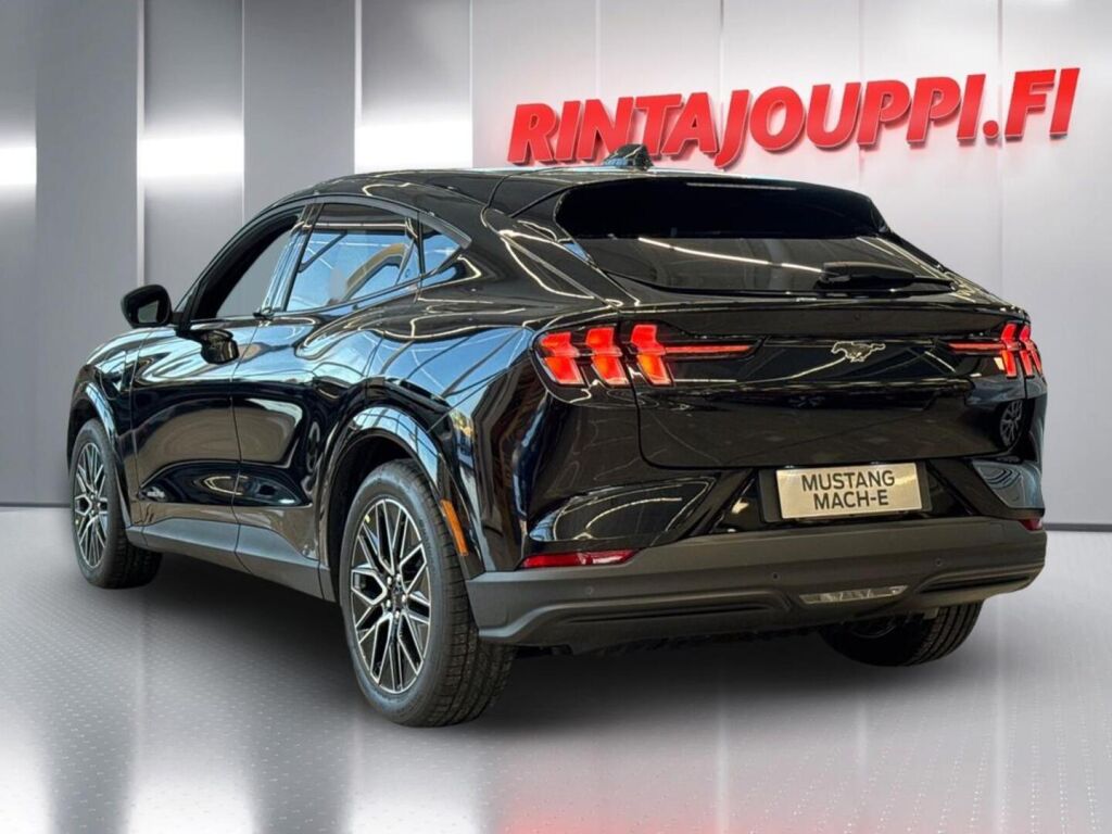 Ford Mustang Mach-E 2026 Absolute Black