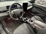 Ford Mustang Mach-E 2025 Musta