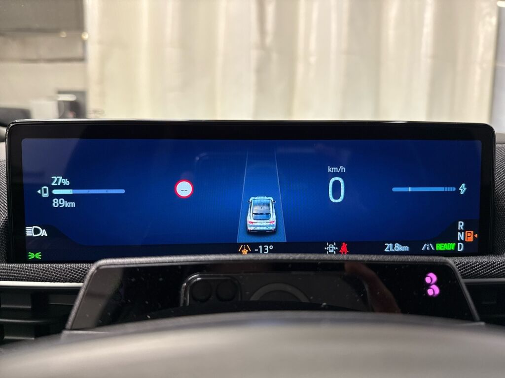 Ford Mustang Mach-E 2026 Valkoinen