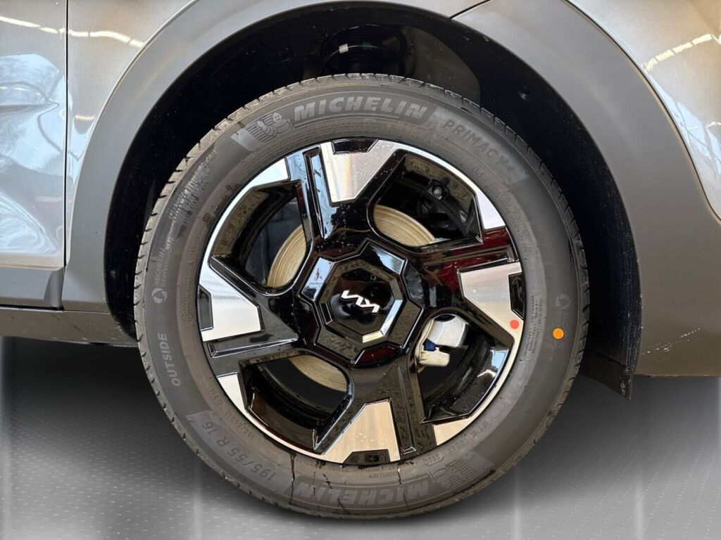 Kia Stonic 2026 Harmaa