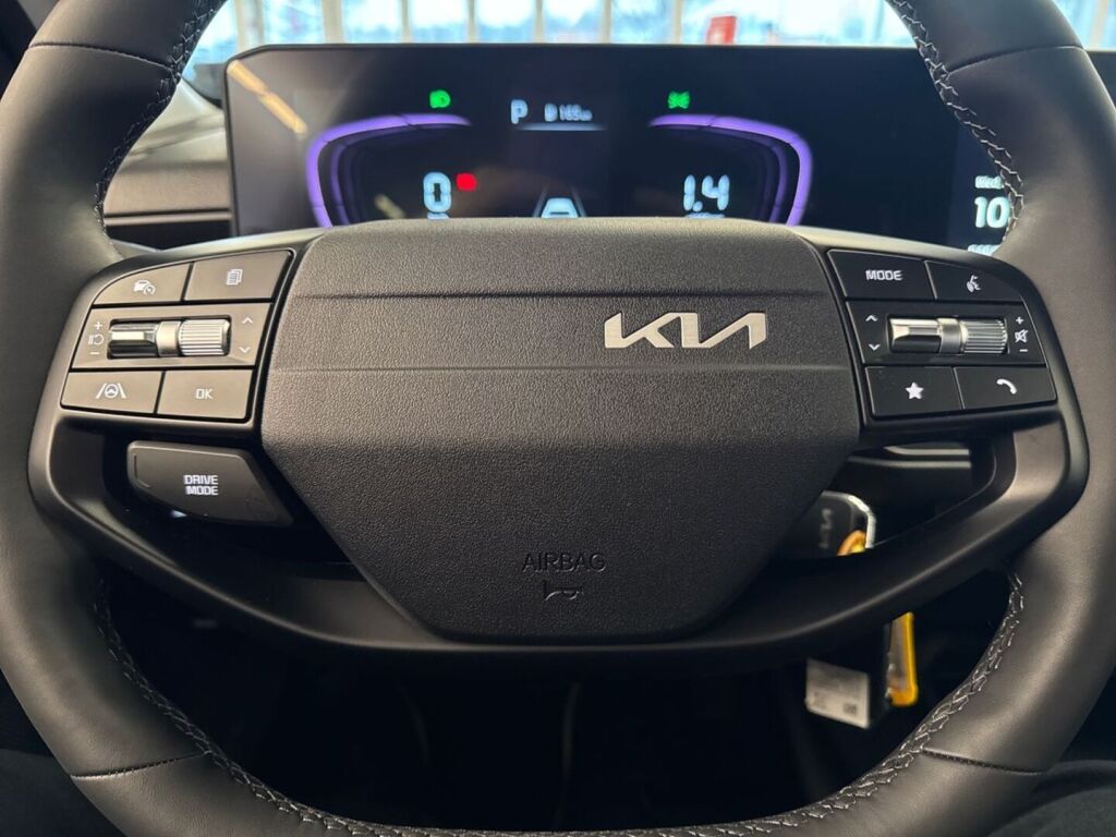 Kia Stonic 2026 Musta