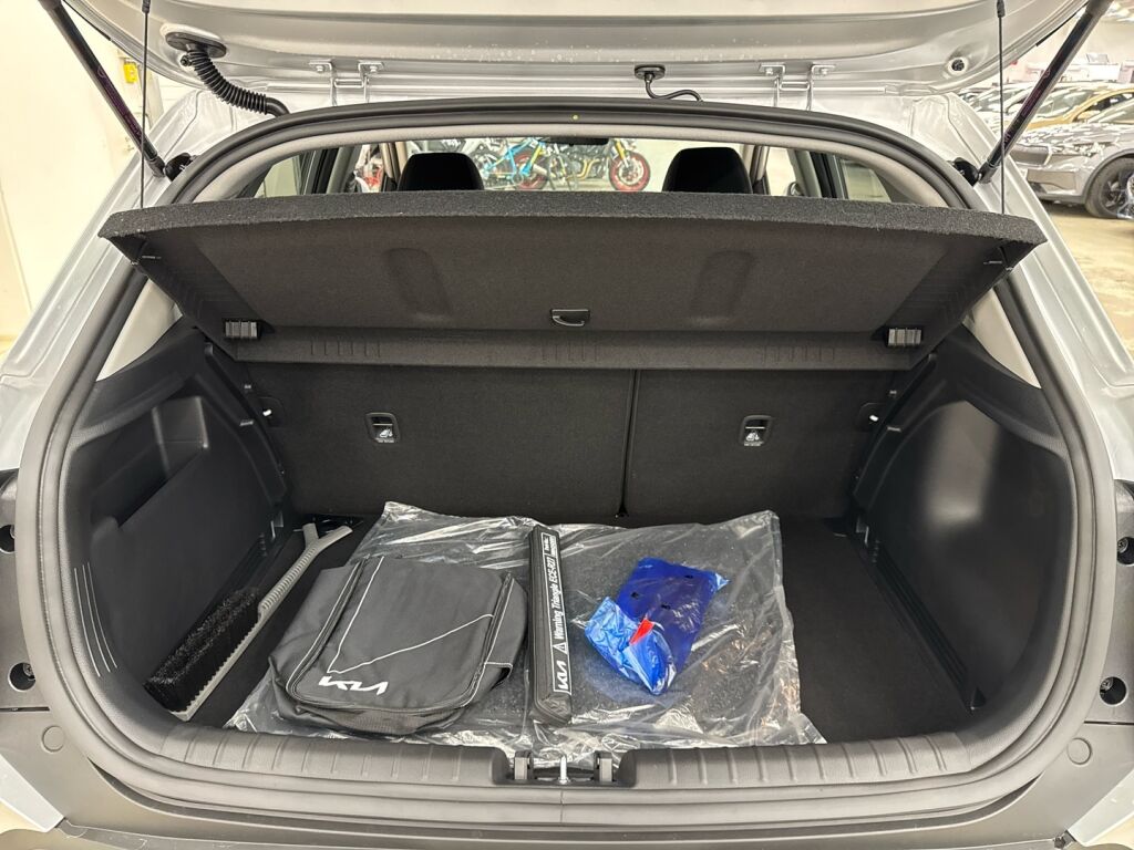 Kia Stonic 2026 Harmaa