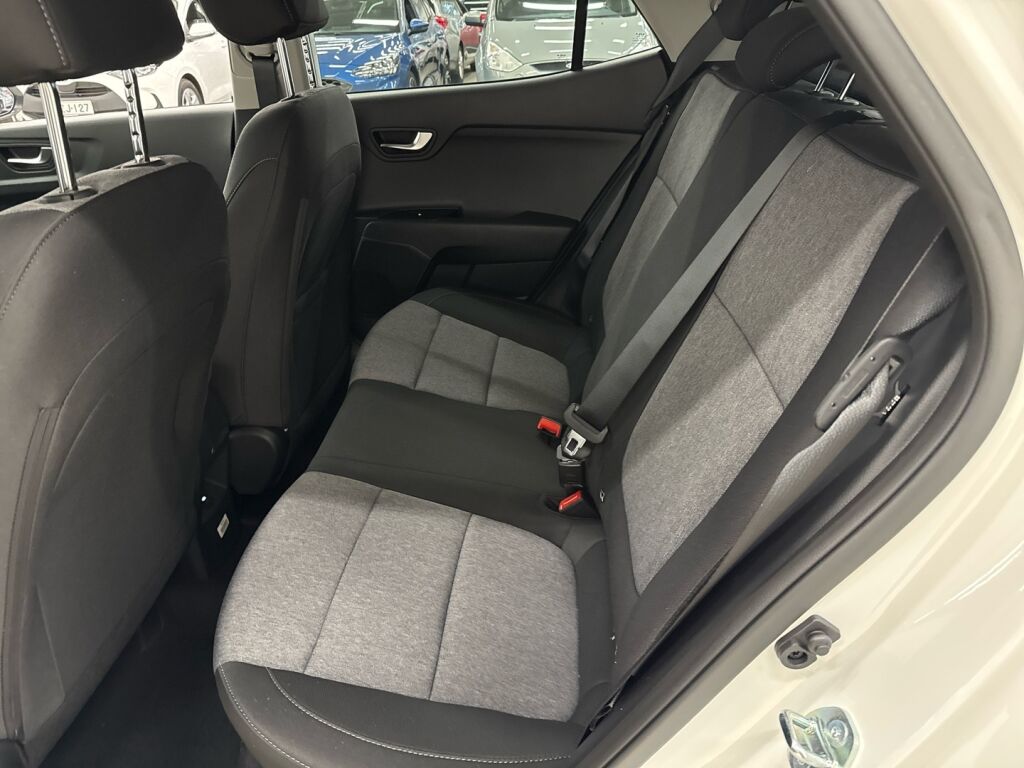 Kia Stonic 2026 Valkoinen