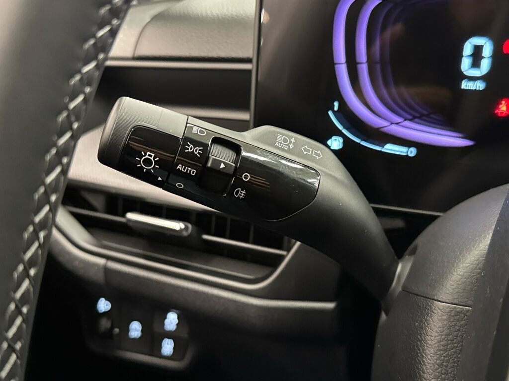 Kia Stonic 2026 Valkoinen