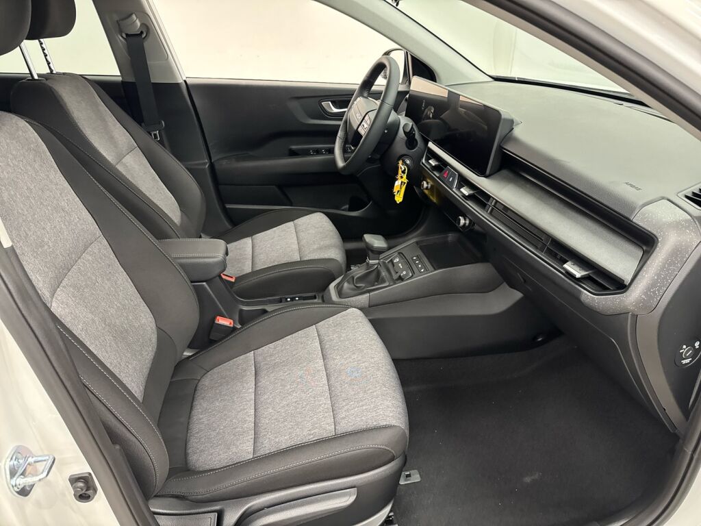 Kia Stonic 2026 Valkoinen