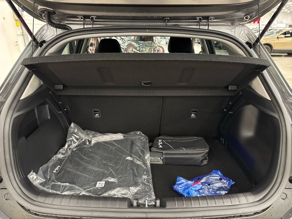 Kia Stonic 2026 Harmaa