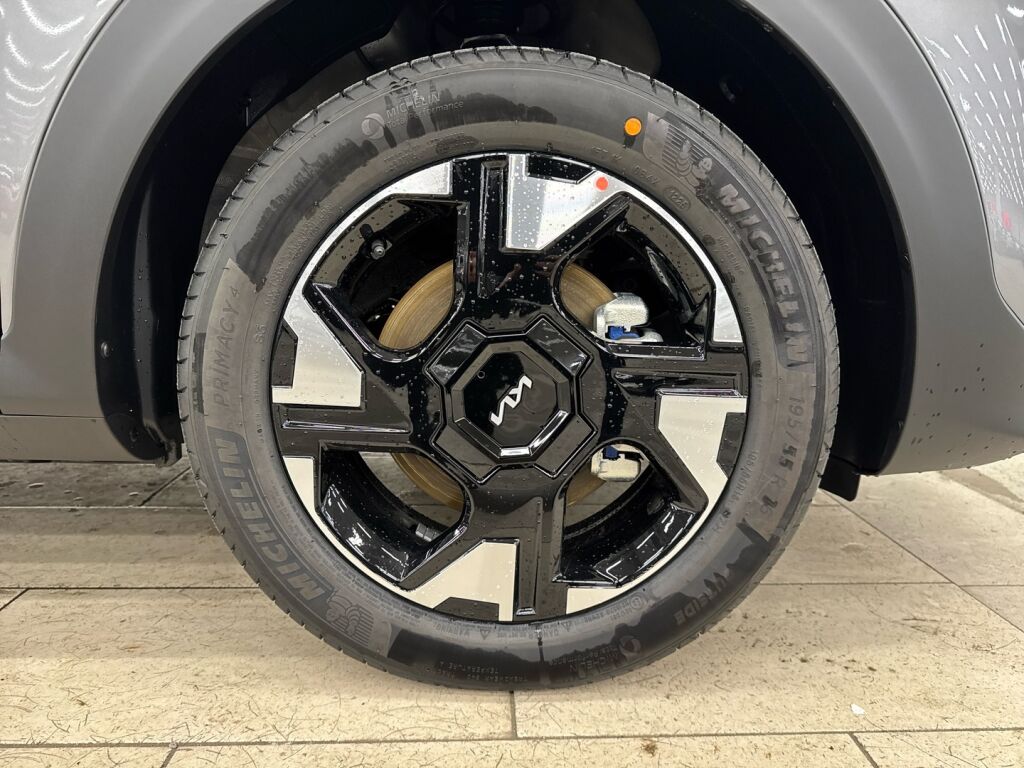 Kia Stonic 2026 Harmaa