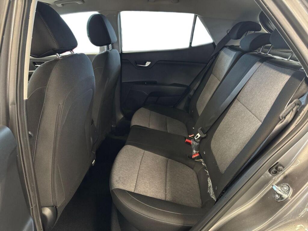 Kia Stonic 2026 Harmaa