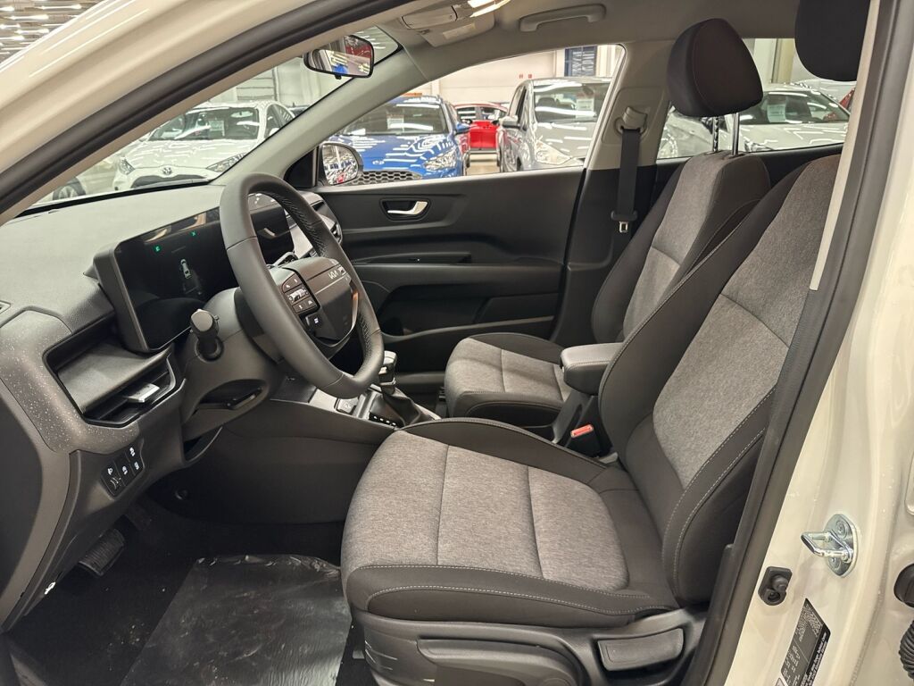 Kia Stonic 2026 Valkoinen