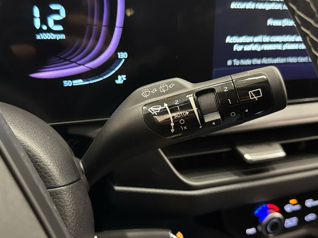 Kia Stonic 2026 Valkoinen