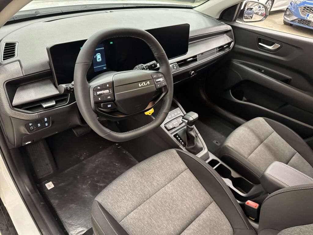 Kia Stonic 2026 Valkoinen