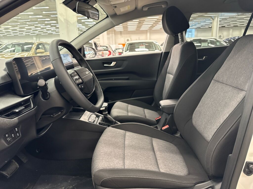 Kia Stonic 2026 Valkoinen