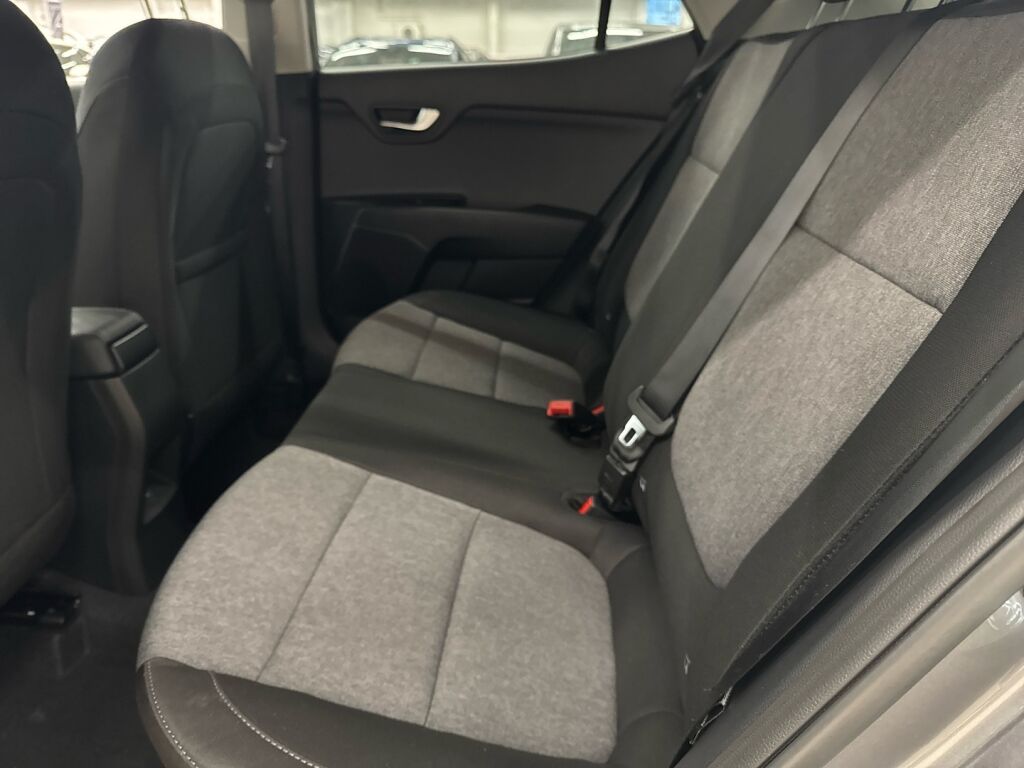 Kia Stonic 2026 Harmaa